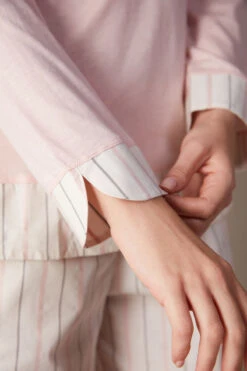 Soft Spring Long-Sleeved Cotton Top -Lingerie Sale Store CLD909234J DT1W