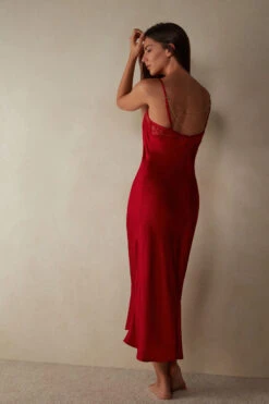 Front Page 19 Front Page -Lingerie Sale Store LLD24759888 M