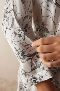 Pure Joy Satin Kimono -Lingerie Sale Store PVD2490223J DT1W