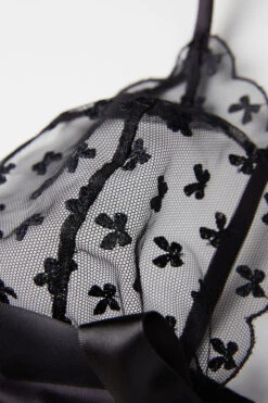 Love Cadeau Triangle Bra -Lingerie Sale Store RSD2492019 D1