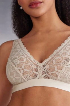 Lara Lace Triangle Bra -Lingerie Sale Store RSD96M2280 DT1W